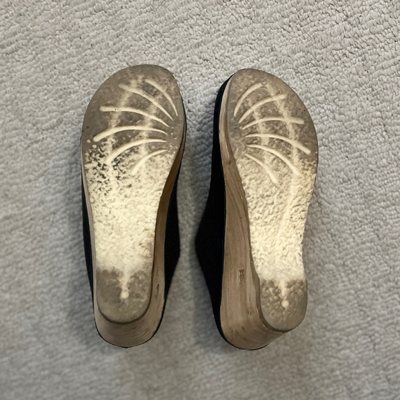 No.6 New School Clog Wedge in Black - Picture 6 of 6